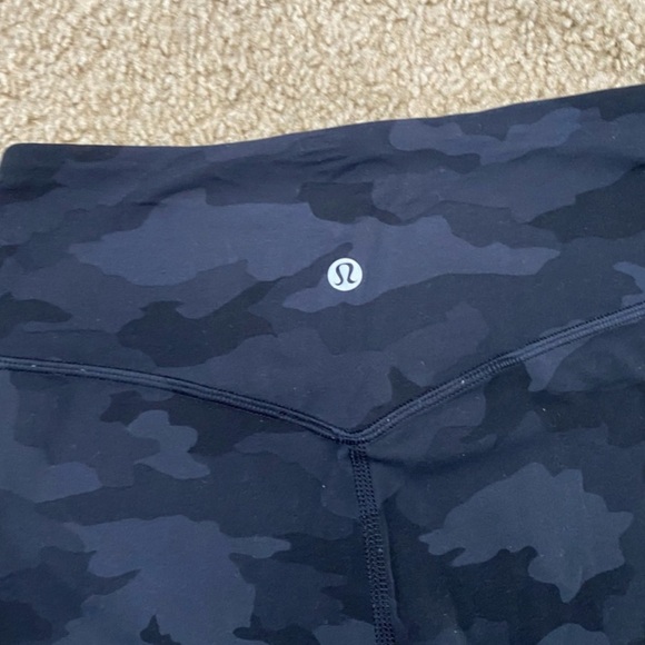 Lululemon Align Jogger 28’ Heritage 365 Camo Deep Coal Size 4 - Picture 5 of 6